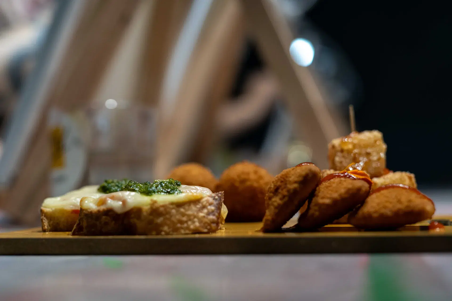 ArtWine Originals: Uma noite com pintura, vinho e finger foods 4