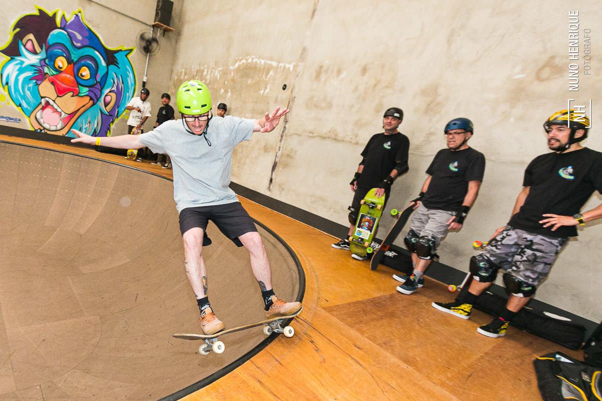 Crie Memórias Incríveis na Aula de Skate em Família