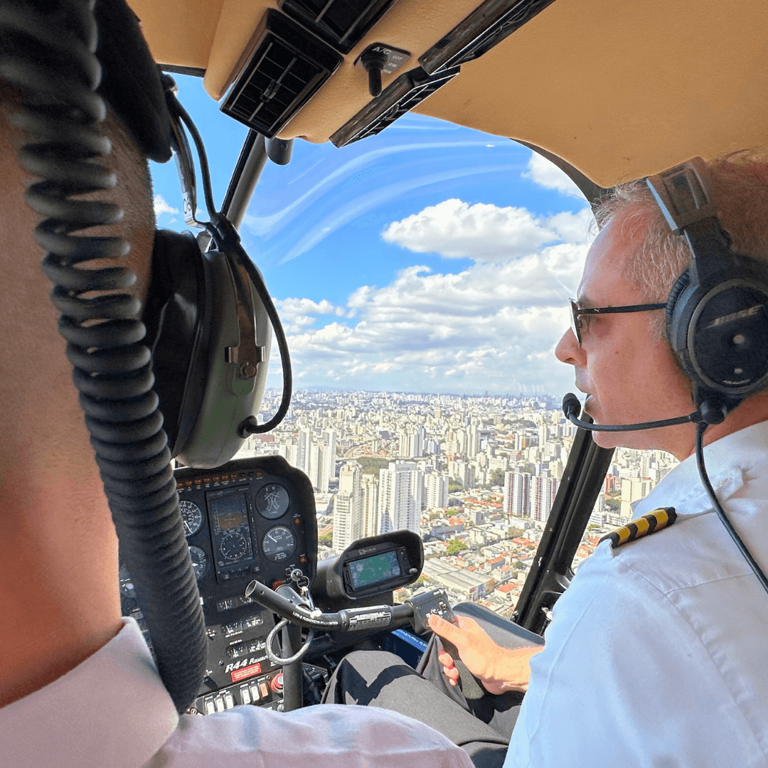 Passeio de Helicóptero em São Paulo 5