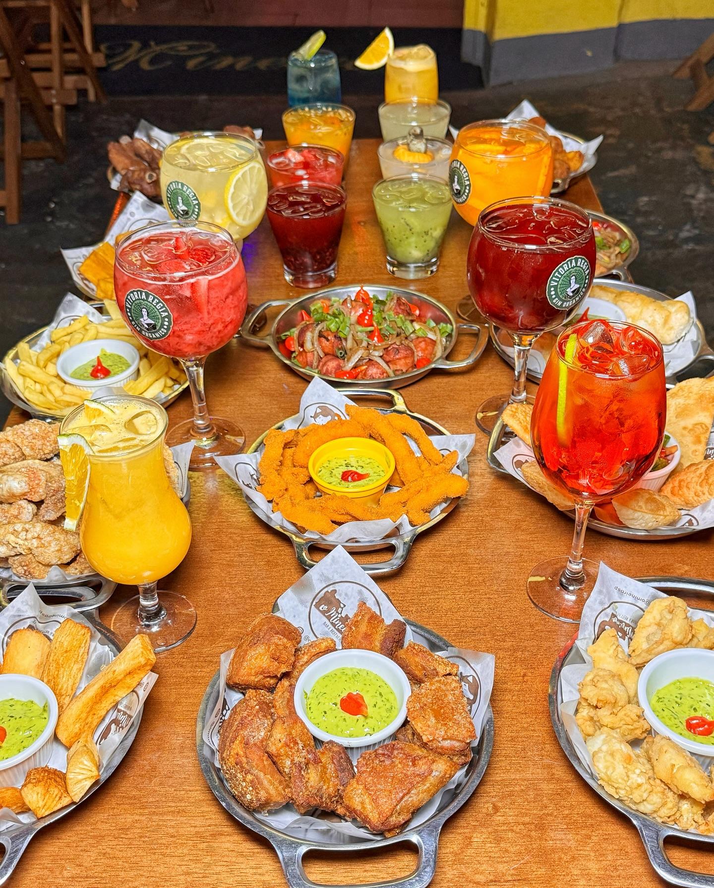 Coma à vontade 10 opções de petiscos com drinks inclusos 1