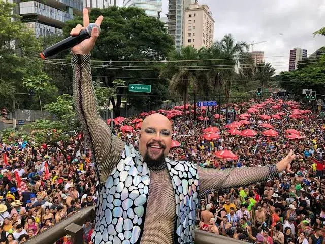 Bloco do Abrava (Tiago Abravanel)