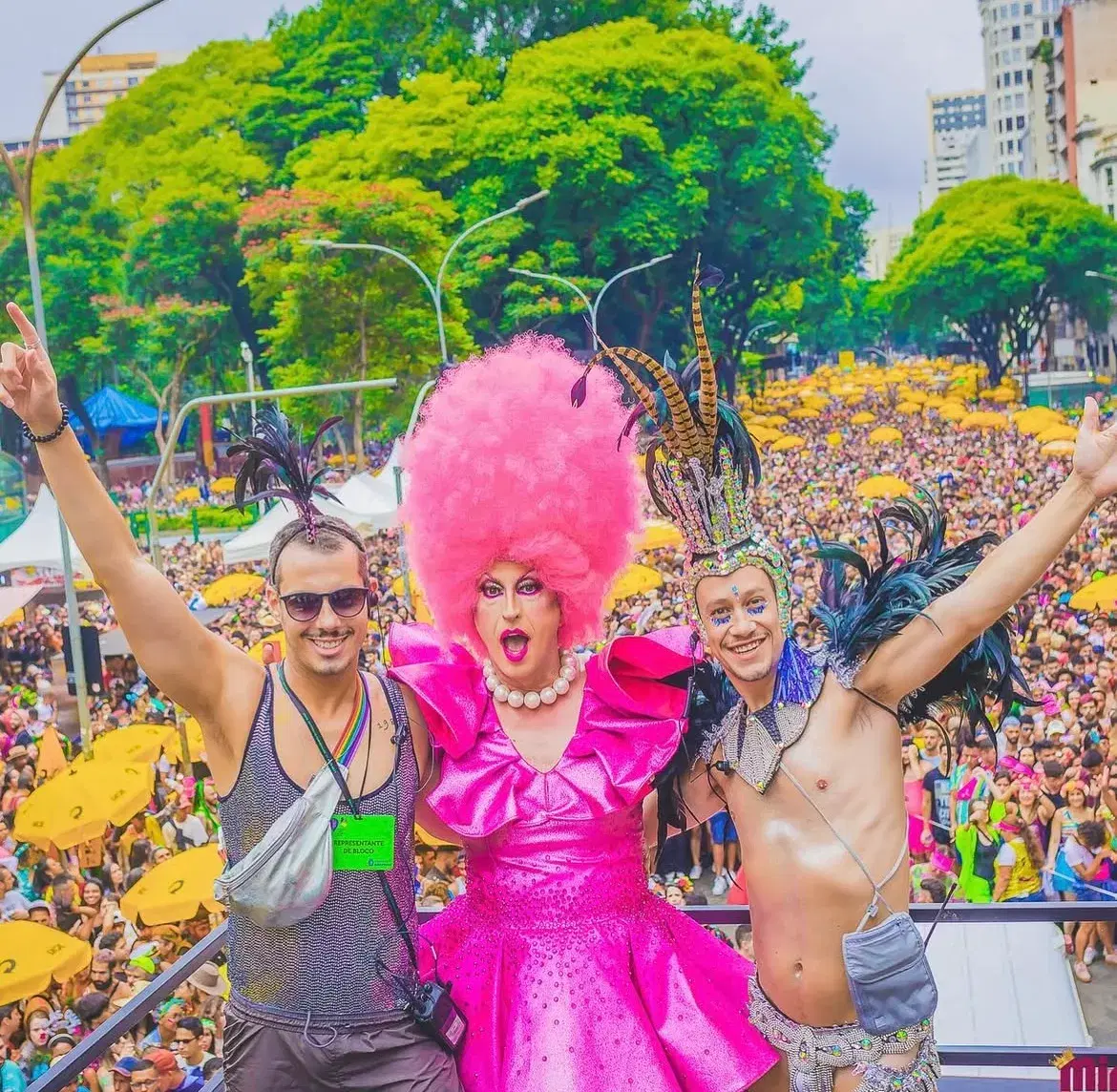 Bloco Minhoqueens